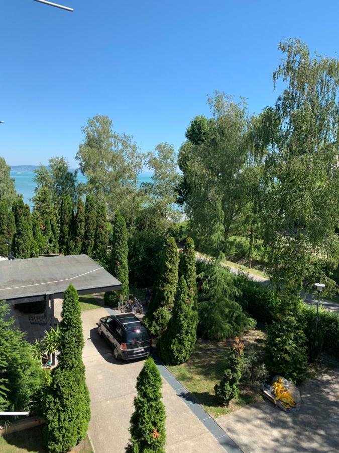 Sinus Premium Aparthotel Siofok Exterior photo